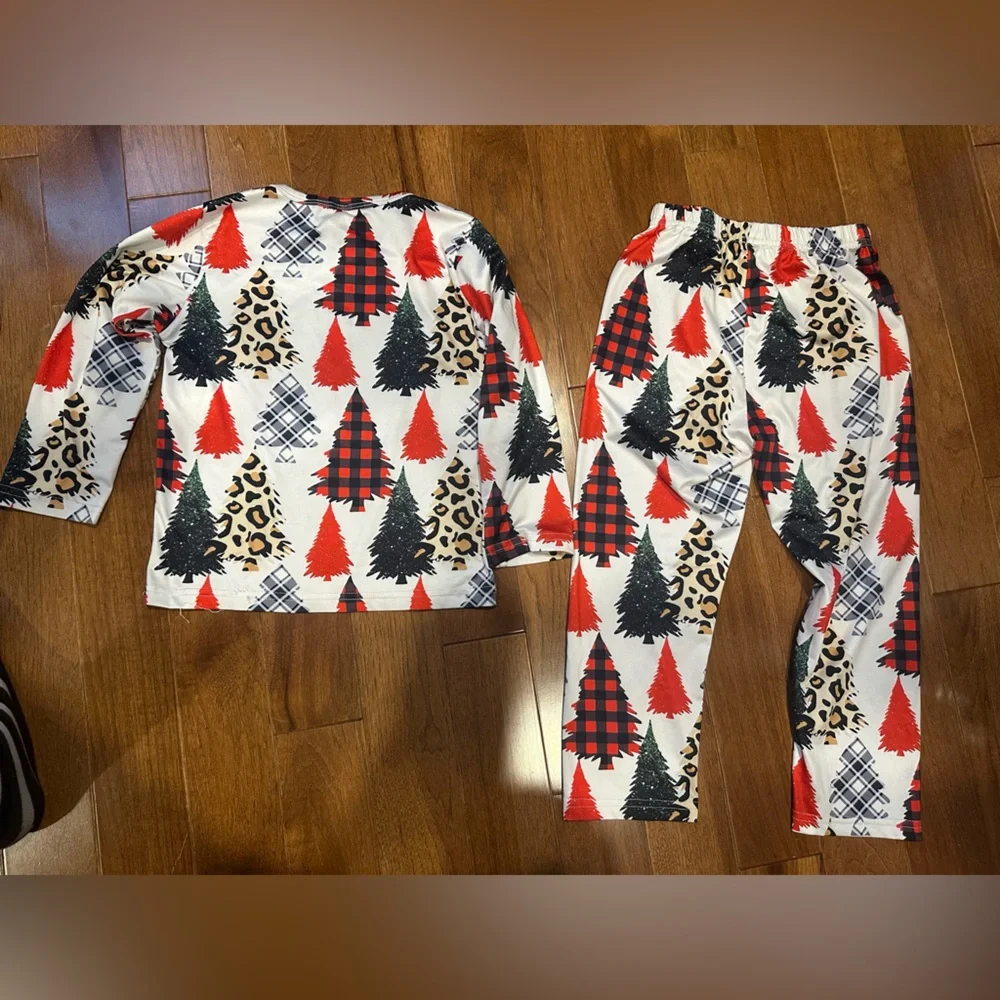 Festive Kids Pajama Set with Love and Tree Design